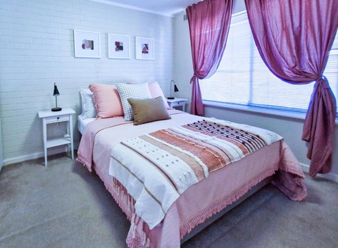 Crawley Cosy Urban Retreat Close To CBD UWA Free Park Netflix - Hervey Bay Accommodation 1