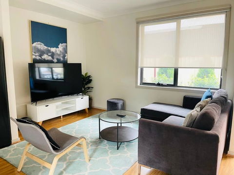 D111 Special Melbourne Retreat - Hervey Bay Accommodation 3