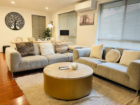 D130 The Link Fantasy Place - Hervey Bay Accommodation 2