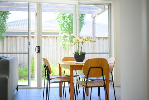 Denham Court Adorable 4Br House With Wifi &Parking - Hervey Bay Accommodation 3