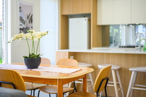 Denham Court Adorable 4Br House With Wifi &Parking - Hervey Bay Accommodation 4