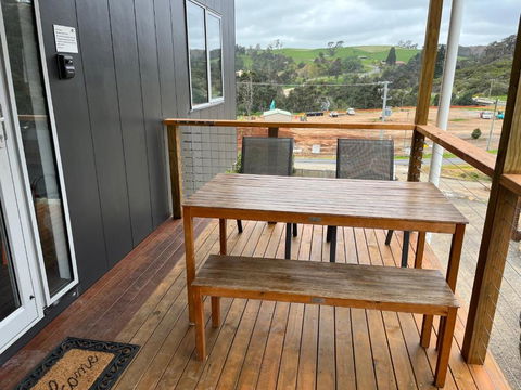 Derby Digs Cabin - Tourism Hervey Bay 1