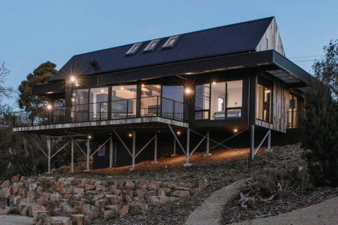 Deviot Boat House - Hervey Bay Accommodation 0