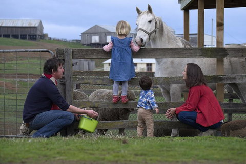 28 Gates Luxury Farmstay And Fishery - Tourism Hervey Bay 0