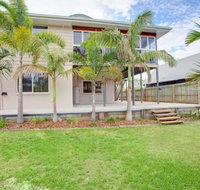 29 Cypress Avenue - Rainbow Beach Close to the beach with a pool - Hervey Bay Accommodation