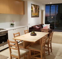 2BEDS Melbourne Central - Crown Casino - Colin - S Cross - Tourism Hervey Bay