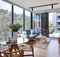 2BR Apt With Yarra River Views  Parking - Hervey Bay Accommodation