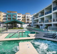 2BR Coolum Beach Escape  Courtyard Pool Spa Tennis - Hervey Bay Accommodation