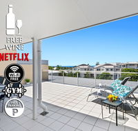 2BR Coolum Beach  Rooftop Terrace Spa Tennis Pool - Hervey Bay Accommodation