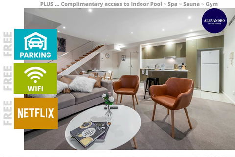 3 BDR Stylish City Retreat // Close To All And Everything In Canberra - Hervey Bay Accommodation 0