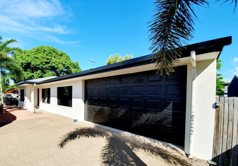 3 Bedroom Central Home - Tourism Hervey Bay 0