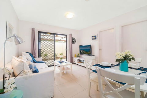 3 Bedroom Cozy And Quiet Holiday Home - Hervey Bay Accommodation 0