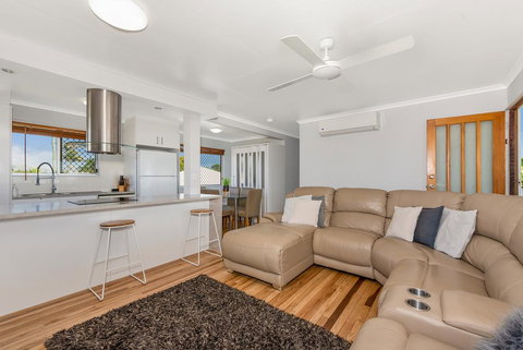 3 Bedroom Renovated Home - Hervey Bay Accommodation 1