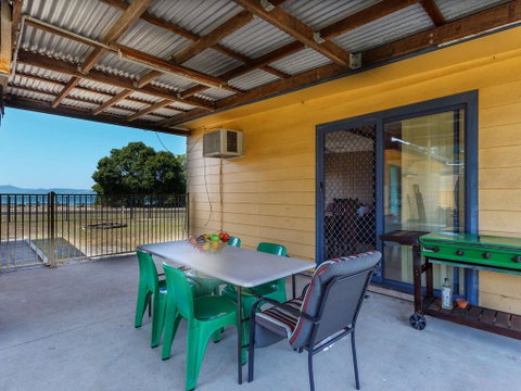 3 Curlew Avenue - Hervey Bay Accommodation 0