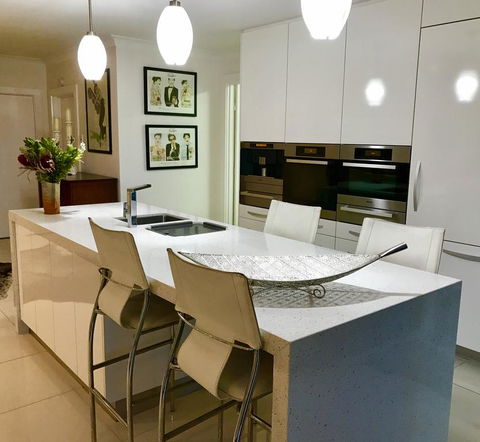 3 Divas Luxury Accommodation - Tourism Hervey Bay 2