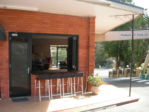 3 Sisters Motel - Hervey Bay Accommodation 1