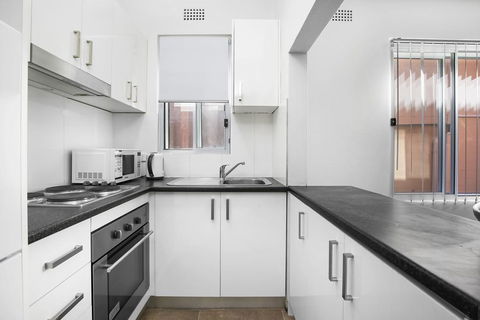 3 South Pacific Apartments - Hervey Bay Accommodation 3