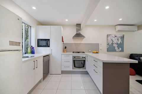 3/3 Oriole Avenue, Peregian Beach - Hervey Bay Accommodation 3