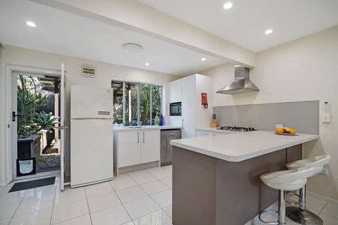 3/3 Oriole Avenue, Peregian Beach - Hervey Bay Accommodation 1