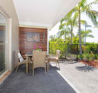 356 ' Oaks Pacific Blue' 265 Sandy Point Rd - Air conditioned direct pool access and suited for disability - Tourism Hervey Bay