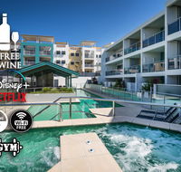 3BR Coolum Beach Escape  Courtyard Pool Spa Tennis - Hervey Bay Accommodation