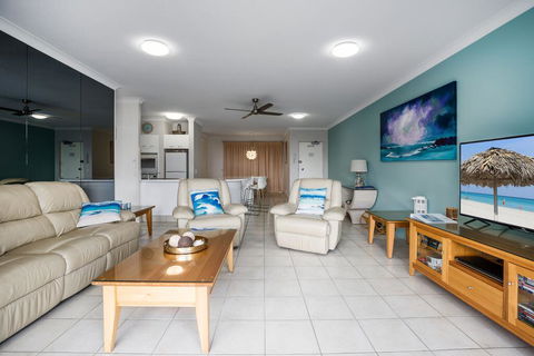 4 Cote D Azur 6 Douglas Street - Hervey Bay Accommodation 0
