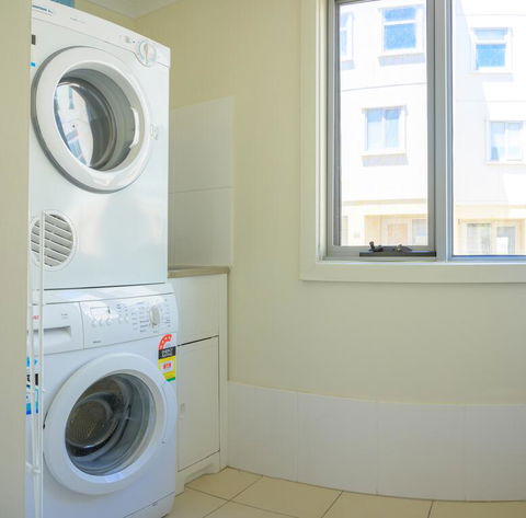 4/1 -5 Saint Kitts Place - Hervey Bay Accommodation 1