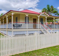 5 Bomburra Court - Rainbow Beach Ticks All The Boxes Pool Shed Fenced Yard Pet Friendly - Hervey Bay Accommodation