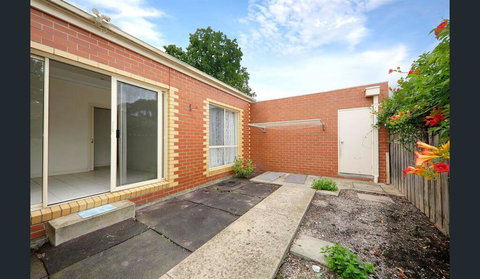 6 CAN STAY, CENTRAL GLEN WAVERLEY - Hervey Bay Accommodation 1