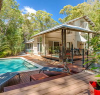 7 Naiad Court - Rainbow Shores Perfect Beach House Swimming Pool and Walk To Beach Aircon Wi-Fi - Hervey Bay Accommodation
