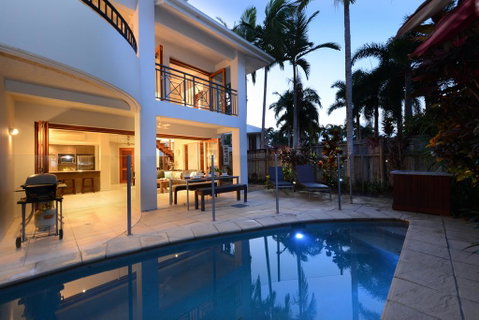 7 Templemoon - Hervey Bay Accommodation 1