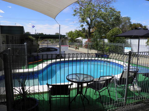 7th Street Motel - Hervey Bay Accommodation 1