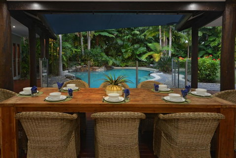 8 @ Sands - Hervey Bay Accommodation 3