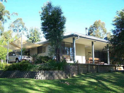 9 Hayward St - Stay Lakeside - Tourism Hervey Bay 2