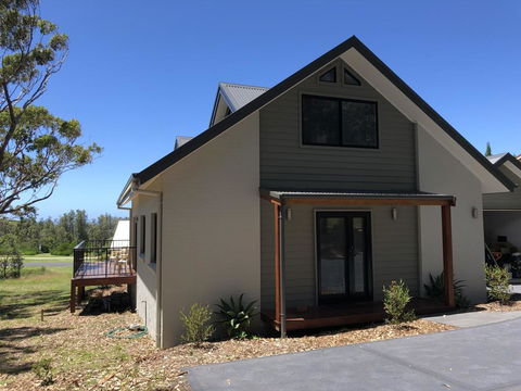 9 Possum Place - Hervey Bay Accommodation 0