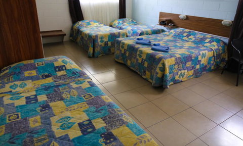 A & A Motel - Hervey Bay Accommodation 1