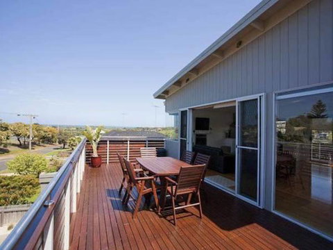 A Beautiful Beach House Torquay - Tourism Hervey Bay 0