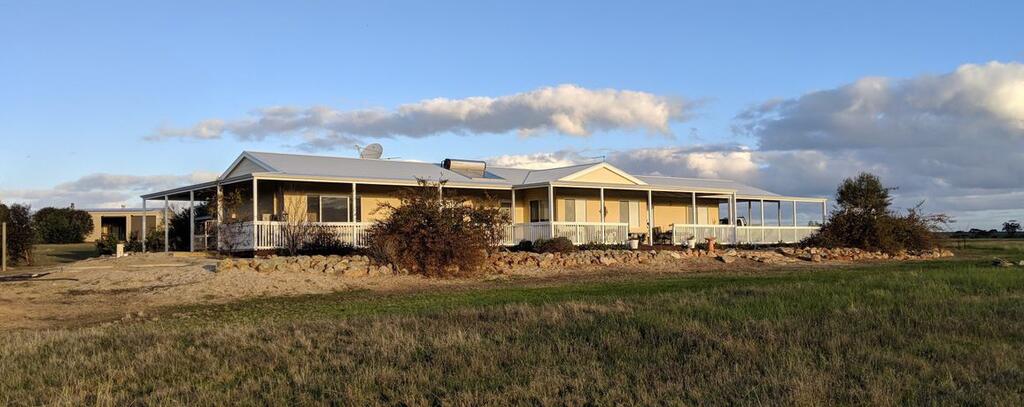 Burges WA Hervey Bay Accommodation