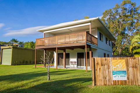 A Lure - Tourism Hervey Bay 1