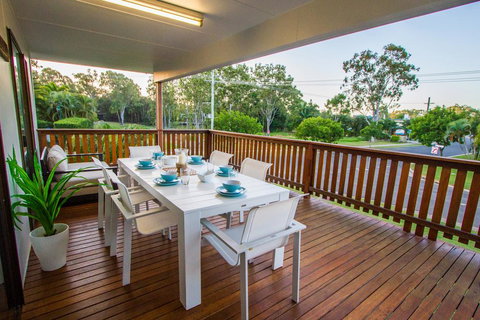 A Lure - Tourism Hervey Bay 0