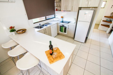 A Lure - Tourism Hervey Bay 3