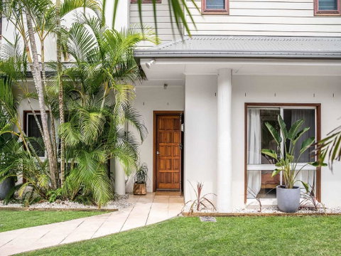 A PERFECT STAY - Baby Blue - Hervey Bay Accommodation 0