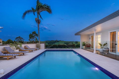 A PERFECT STAY - Byron Hills Hinterland Retreat - Tourism Hervey Bay 0