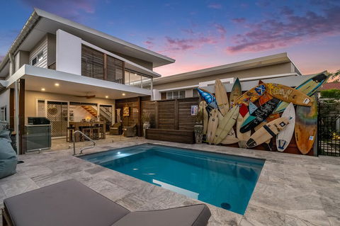 A PERFECT STAY - Byron Sunrise - Tourism Hervey Bay 0