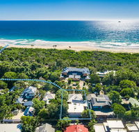 A PERFECT STAY - Cavvanbah Seaside Cottage - Hervey Bay Accommodation