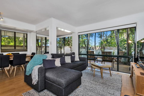 A PERFECT STAY - Mahogany Lodge - Tourism Hervey Bay 1