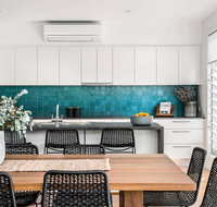 A PERFECT STAY - Shore Beats Work - Hervey Bay Accommodation