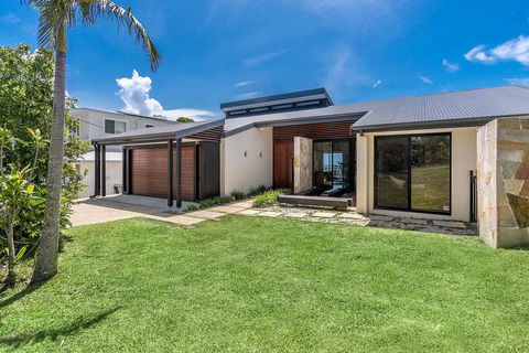 A PERFECT STAY - The Lookout - Tourism Hervey Bay 3