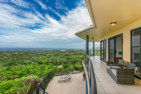 A SWEET ESCAPE - Above Byron - Hervey Bay Accommodation 3