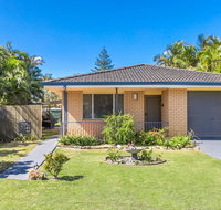 A SWEET ESCAPE - Carefree Beach Home - Hervey Bay Accommodation